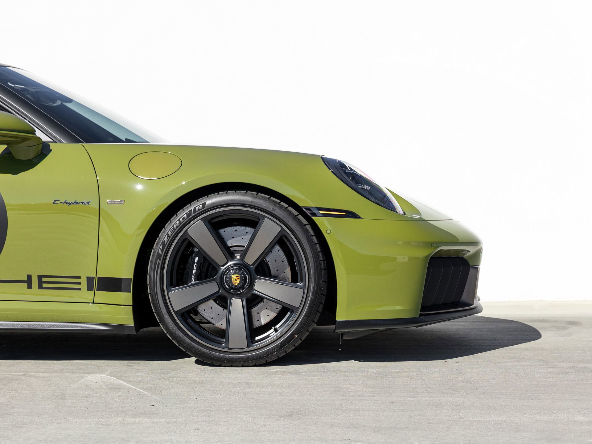 Certified 2026 Porsche 911 Carrera GTS RWD image 11
