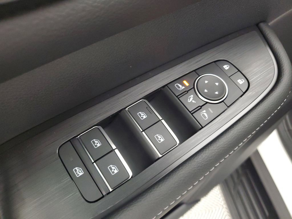 New 2026 Nissan Armada SL w/ Captain's Chari Seat Package image 29