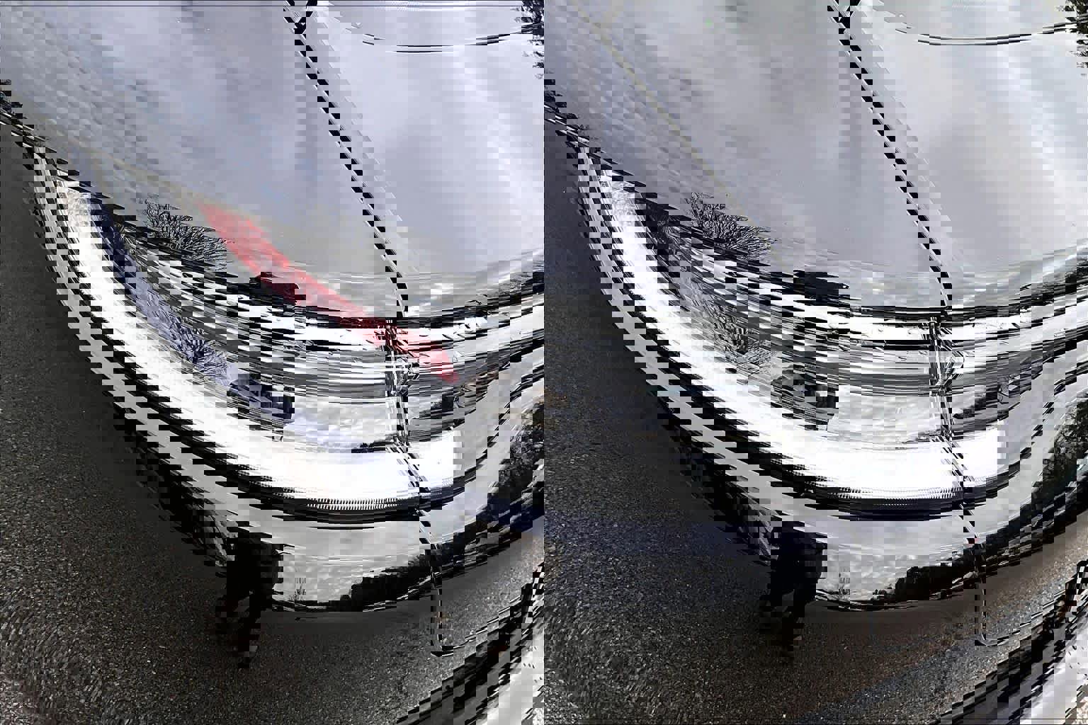 Used 2023 Porsche Panamera 4 Platinum Edition image 29