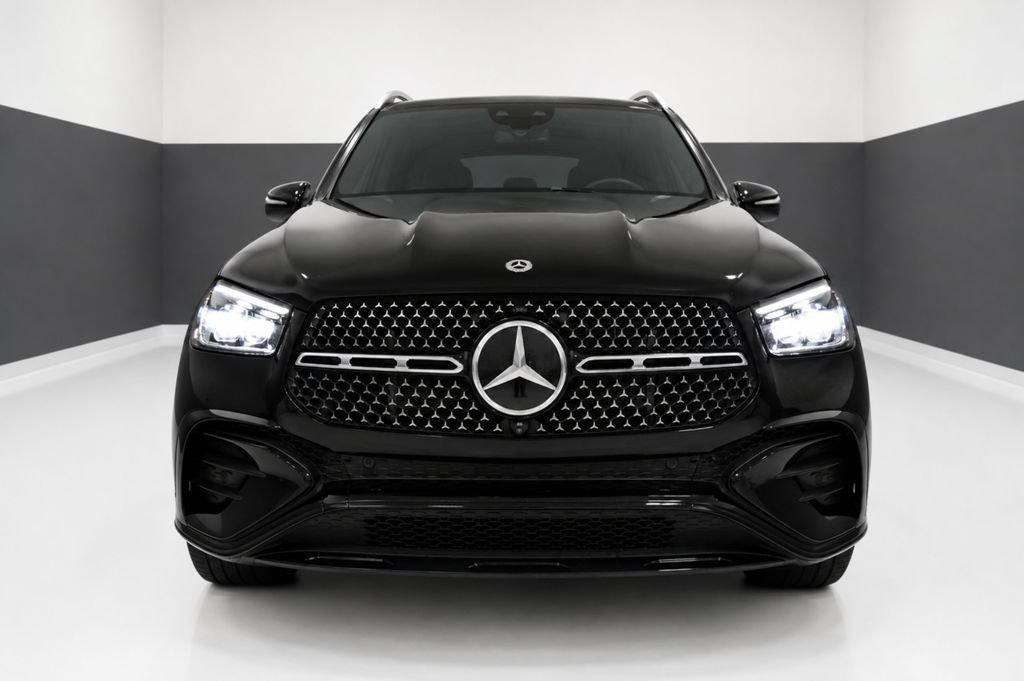 Used 2025 Mercedes-Benz GLE 450e 4MATIC image 6