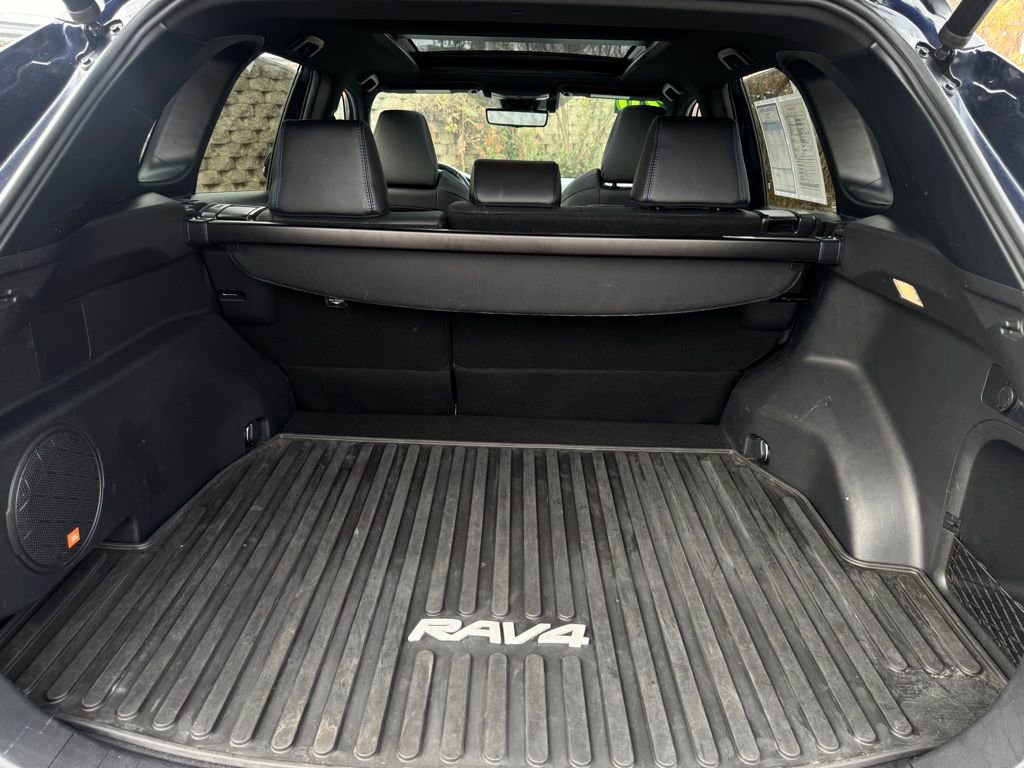 Used 2020 Toyota RAV4 XSE image 22