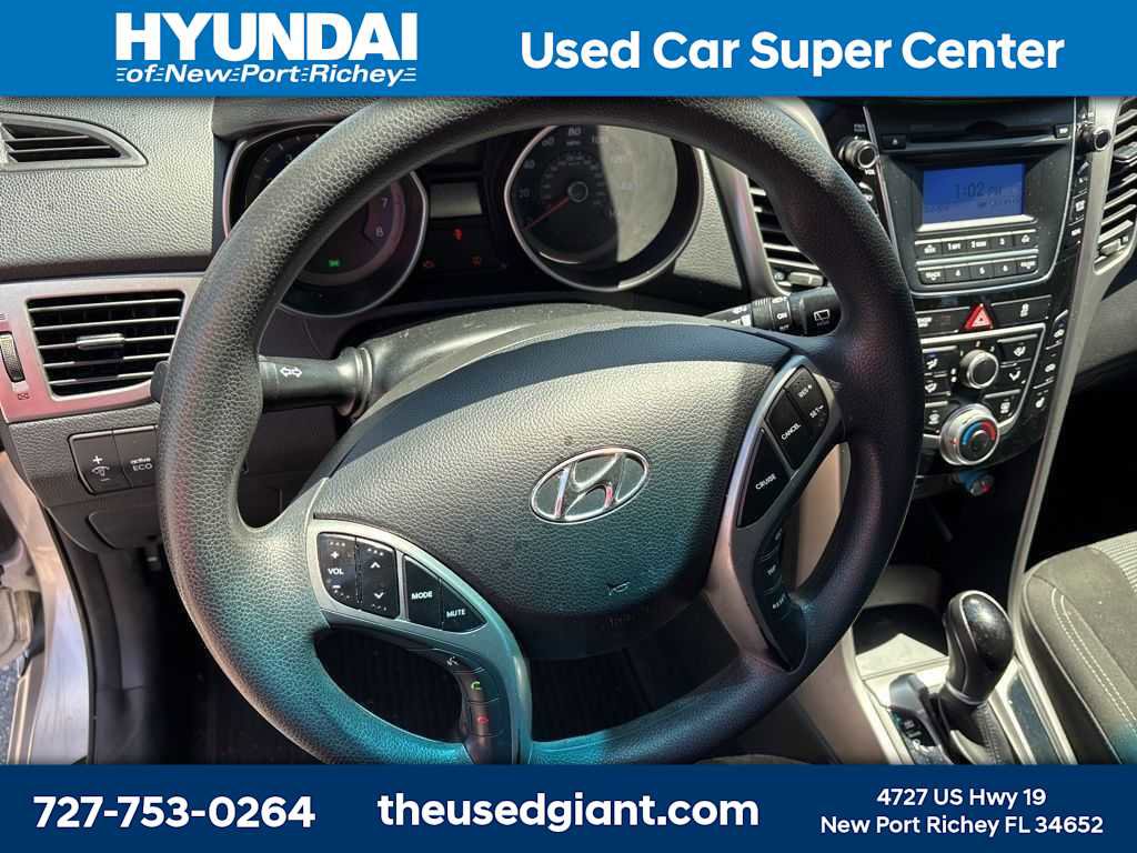 Used 2016 Hyundai Elantra GT FWD image 10