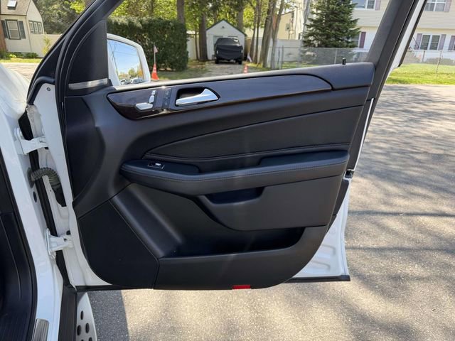 Used 2017 Mercedes-Benz GLE 350 4MATIC image 13