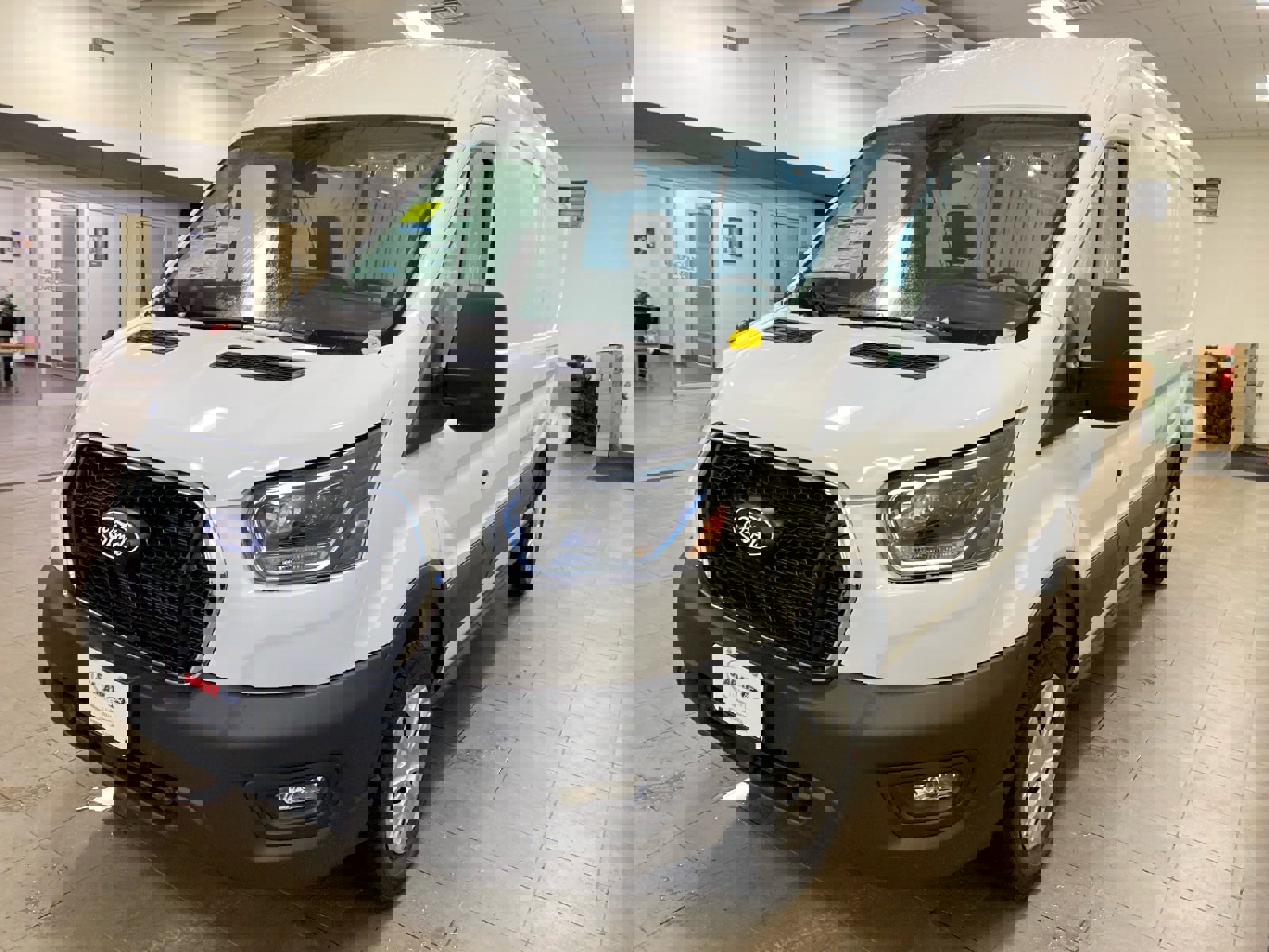 New 2026 Ford Transit 250 148 Medium Roof w/ Exterior Upgrade Package image 4