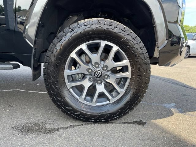 Used 2025 Toyota Tundra 1794 Edition AWD/4WD image 40