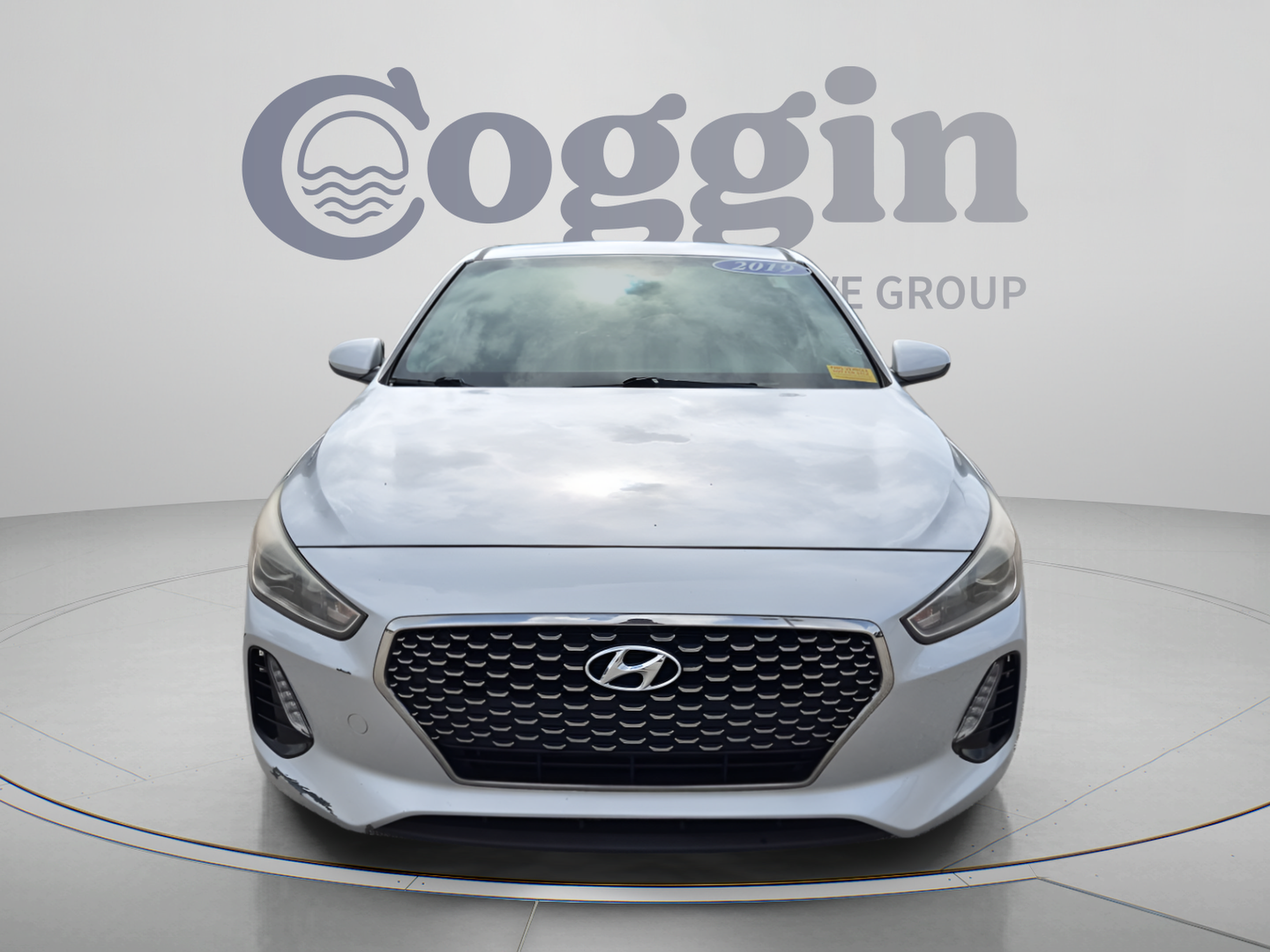 Used 2019 Hyundai Elantra GT FWD image 9