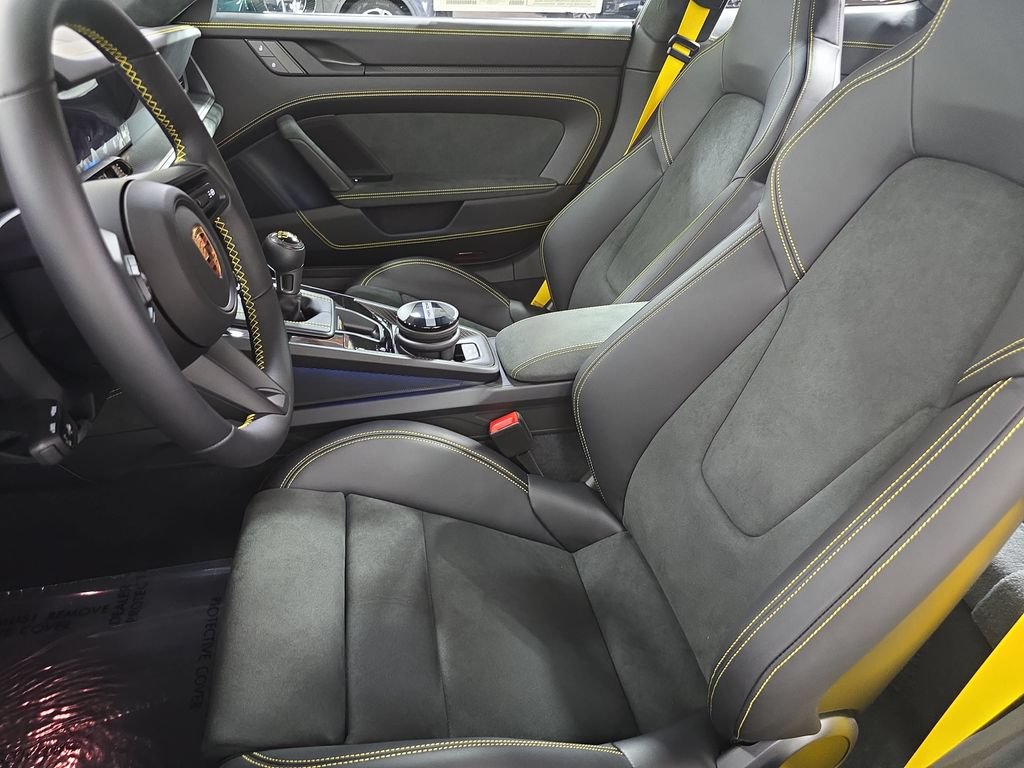 New 2026 Porsche 911 GT3 RWD image 5