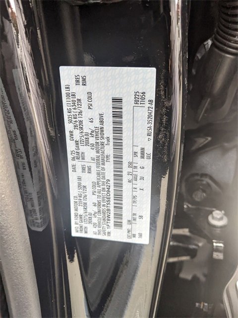 New 2025 Ford F250 Lariat w/ Lariat Ultimate Package image 41