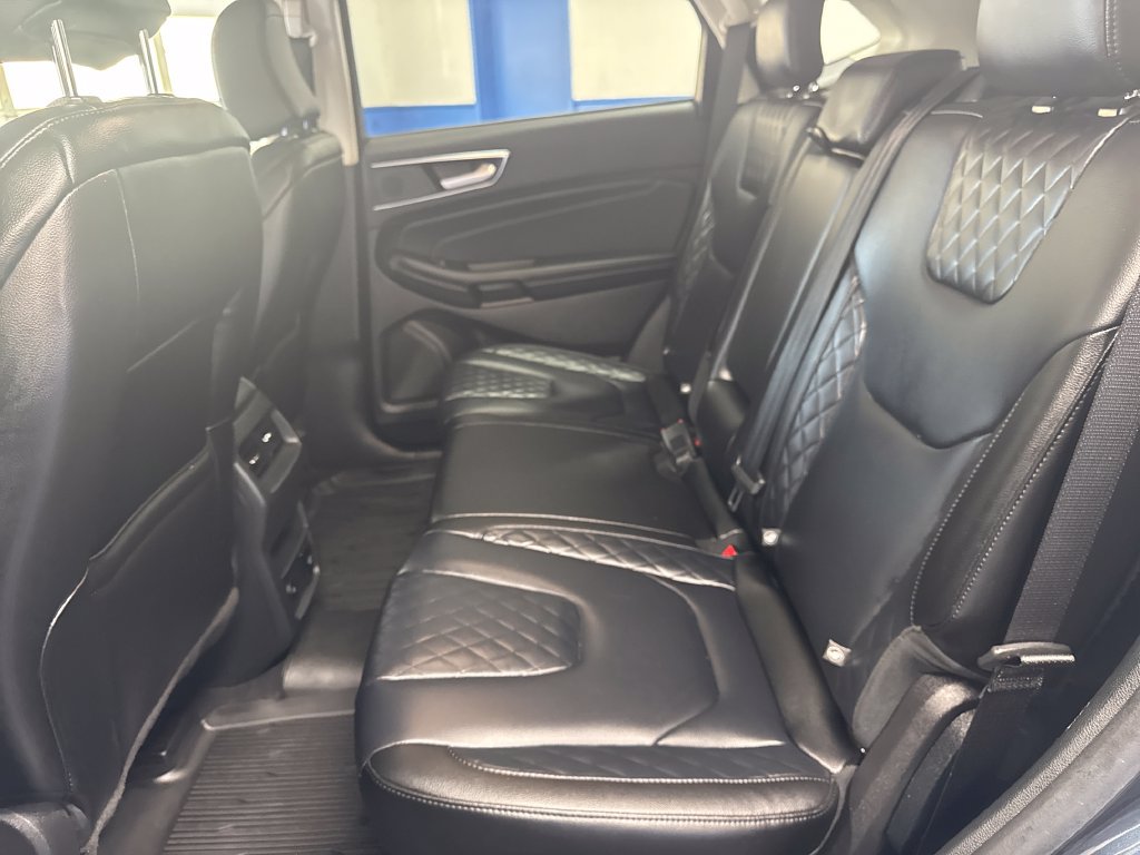Used 2023 Ford Edge Titanium AWD/4WD image 26