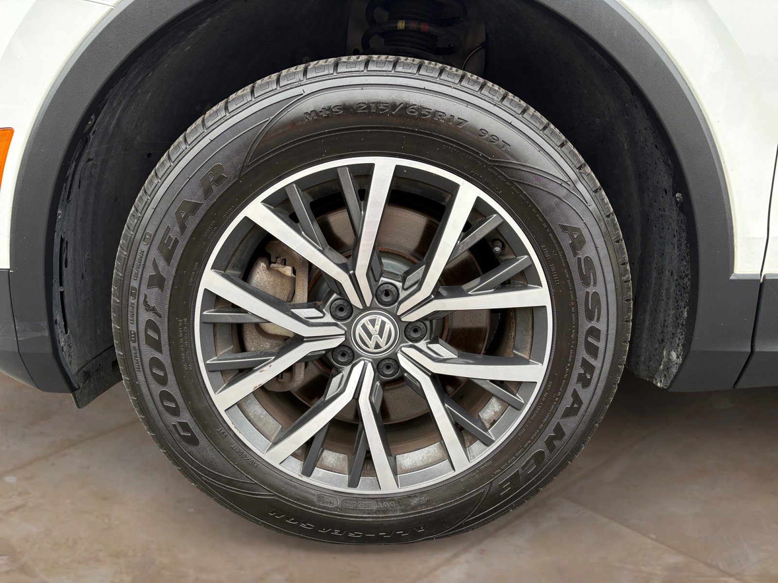 Used 2019 Volkswagen Tiguan SE w/ Panoramic Sunroof Package AWD/4WD image 25