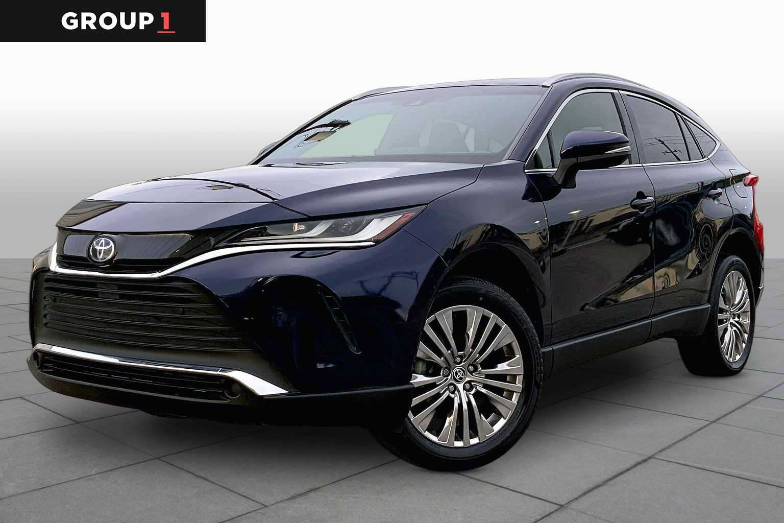 Used 2022 Toyota Venza XLE AWD/4WD image 1