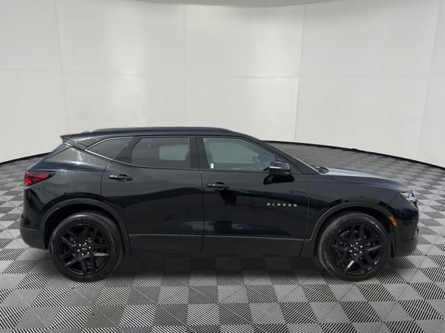Used 2022 Chevrolet Blazer LT w/ Sound & Technology Package image 5