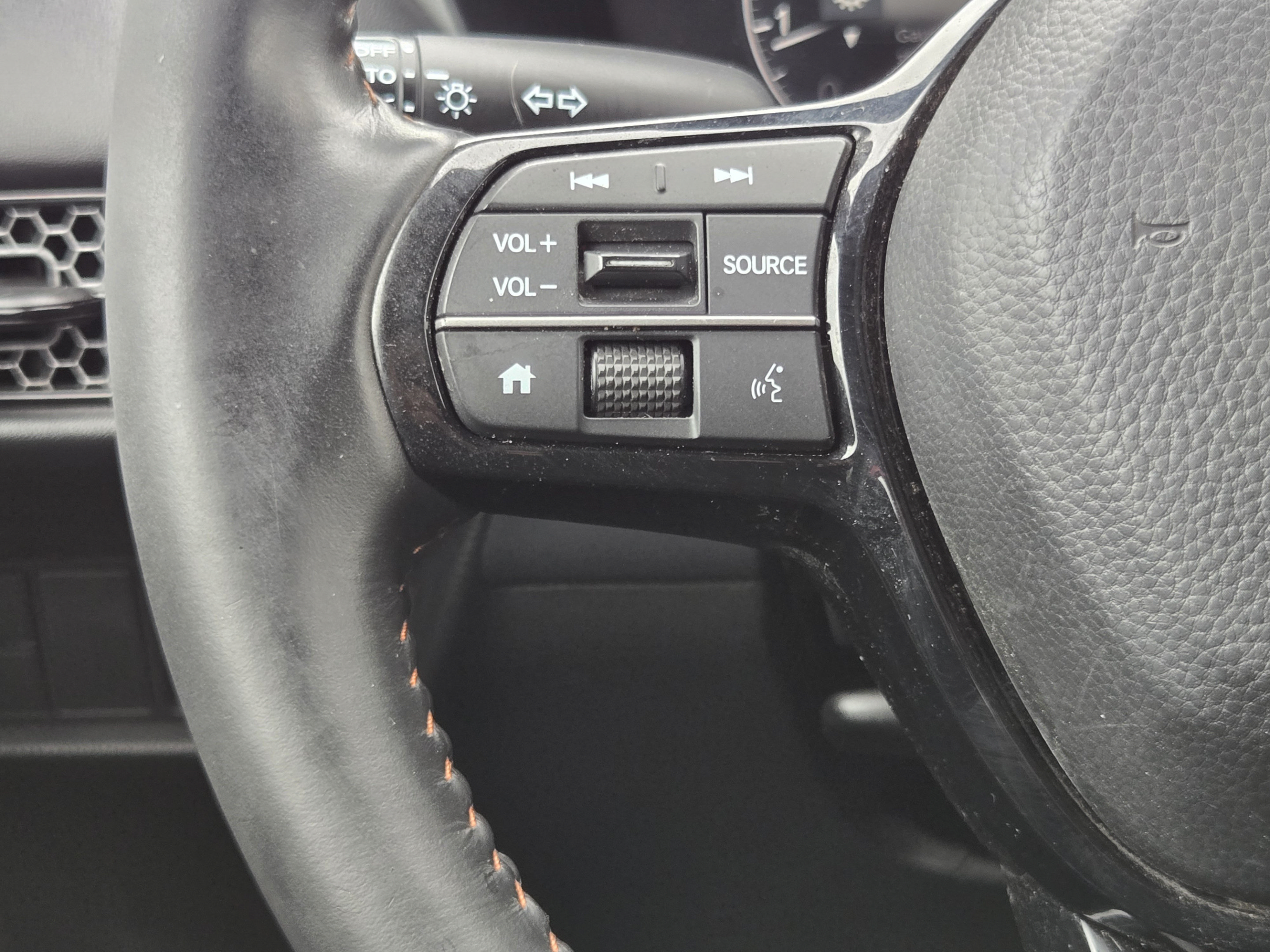 Used 2024 Honda HR-V Sport image 29