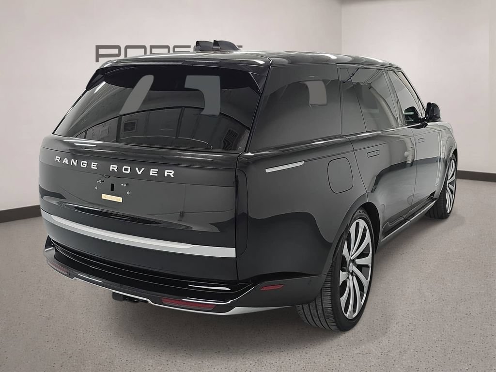 Used 2024 Land Rover Range Rover Long Wheelbase Autobiography AWD/4WD image 7