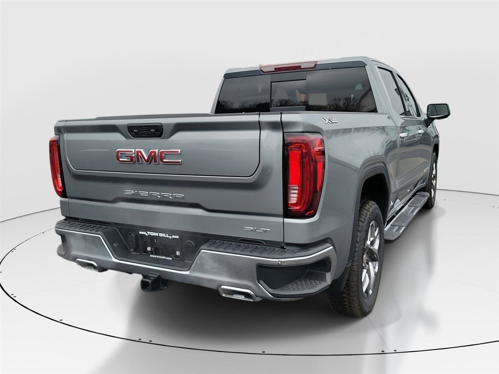 New 2026 GMC Sierra 1500 SLT w/ SLT Premium Package image 4