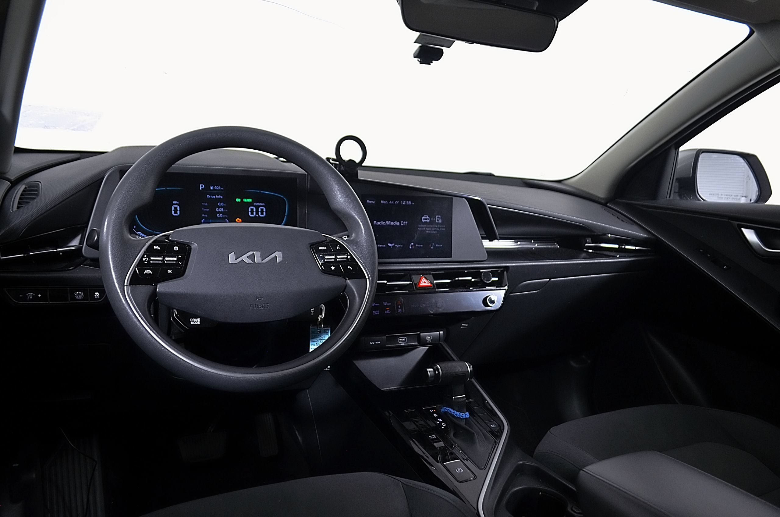 Used 2023 Kia Niro LX FWD image 20