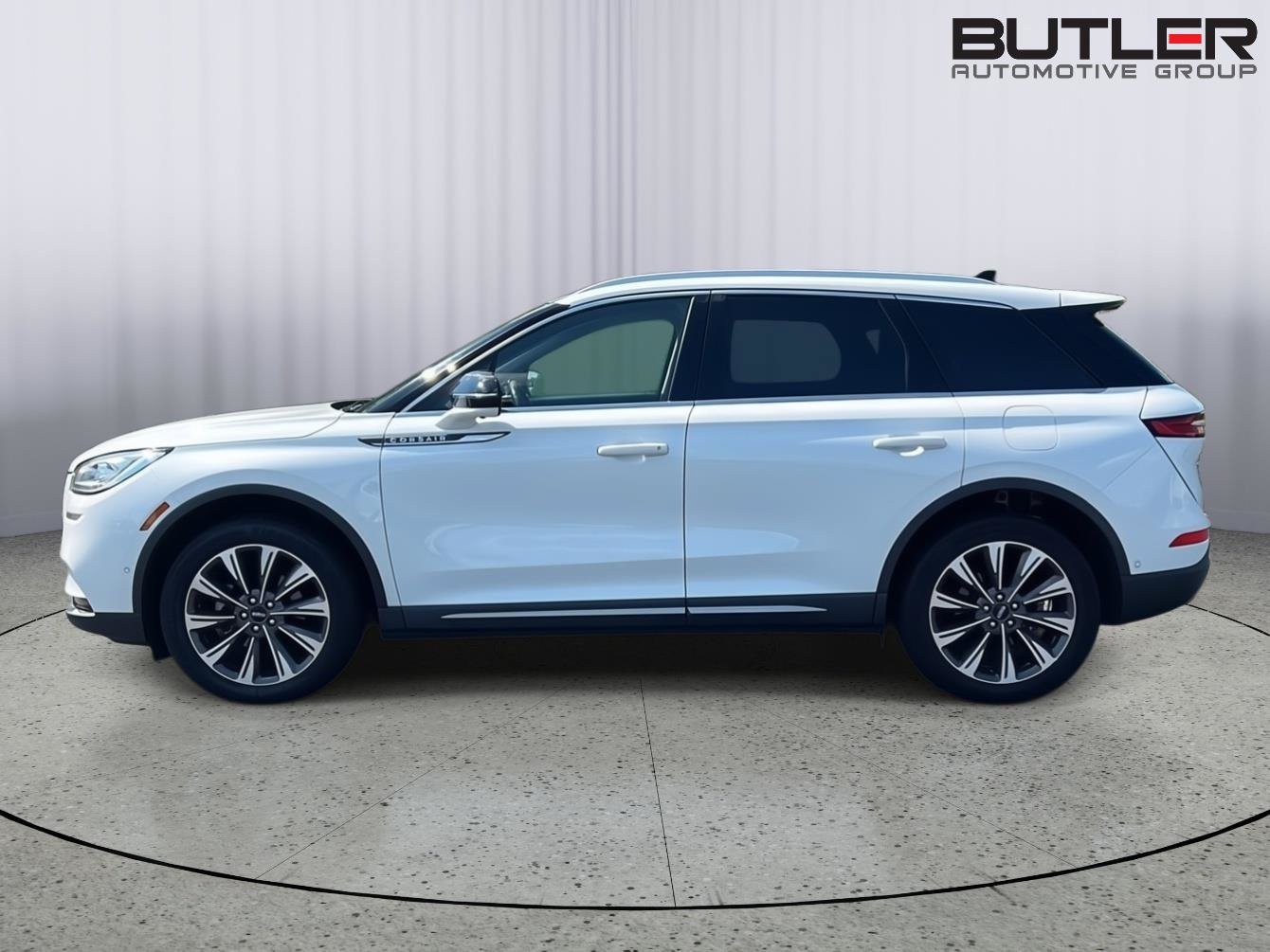 Used 2020 Lincoln Corsair Reserve w/ Equipment Group 201A AWD/4WD image 2