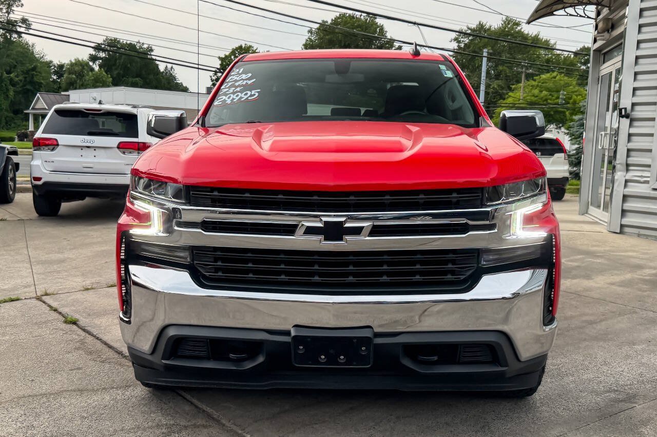 Used 2021 Chevrolet Silverado 1500 LT w/ LPO, Dark Essentials Package AWD/4WD image 8