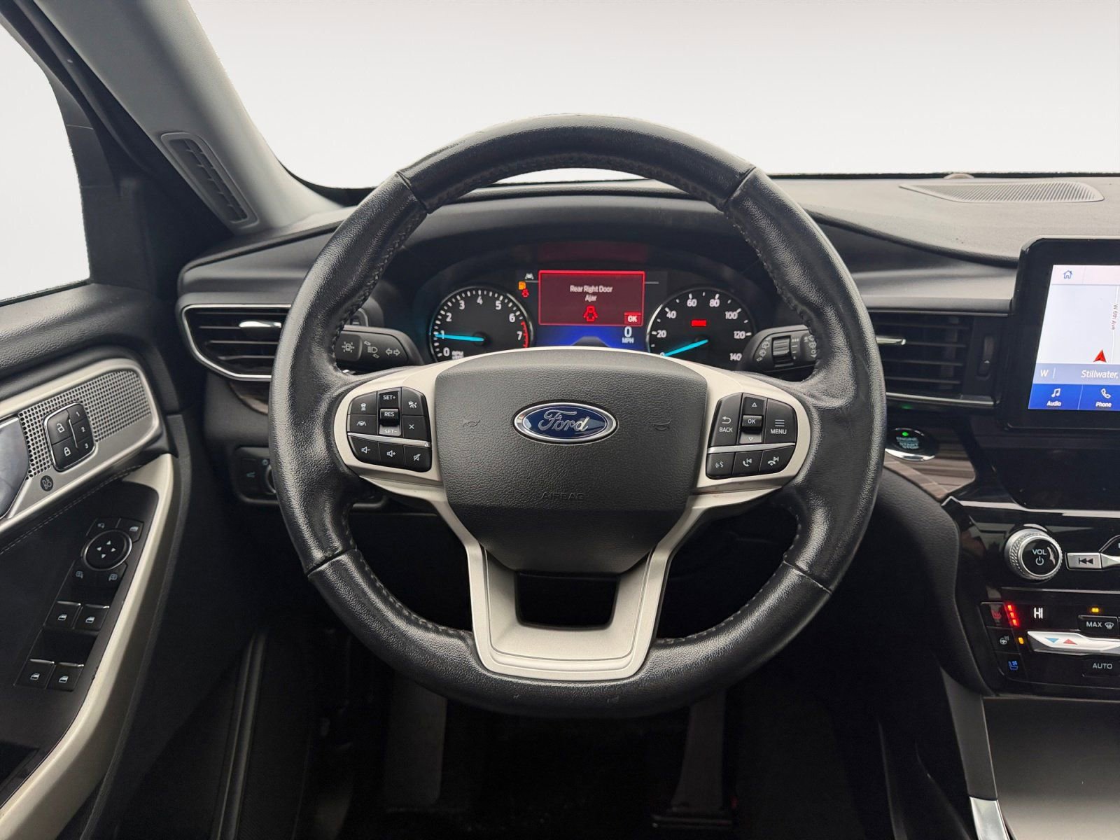 Used 2021 Ford Explorer Limited w/ Equipment Group 301A image 11