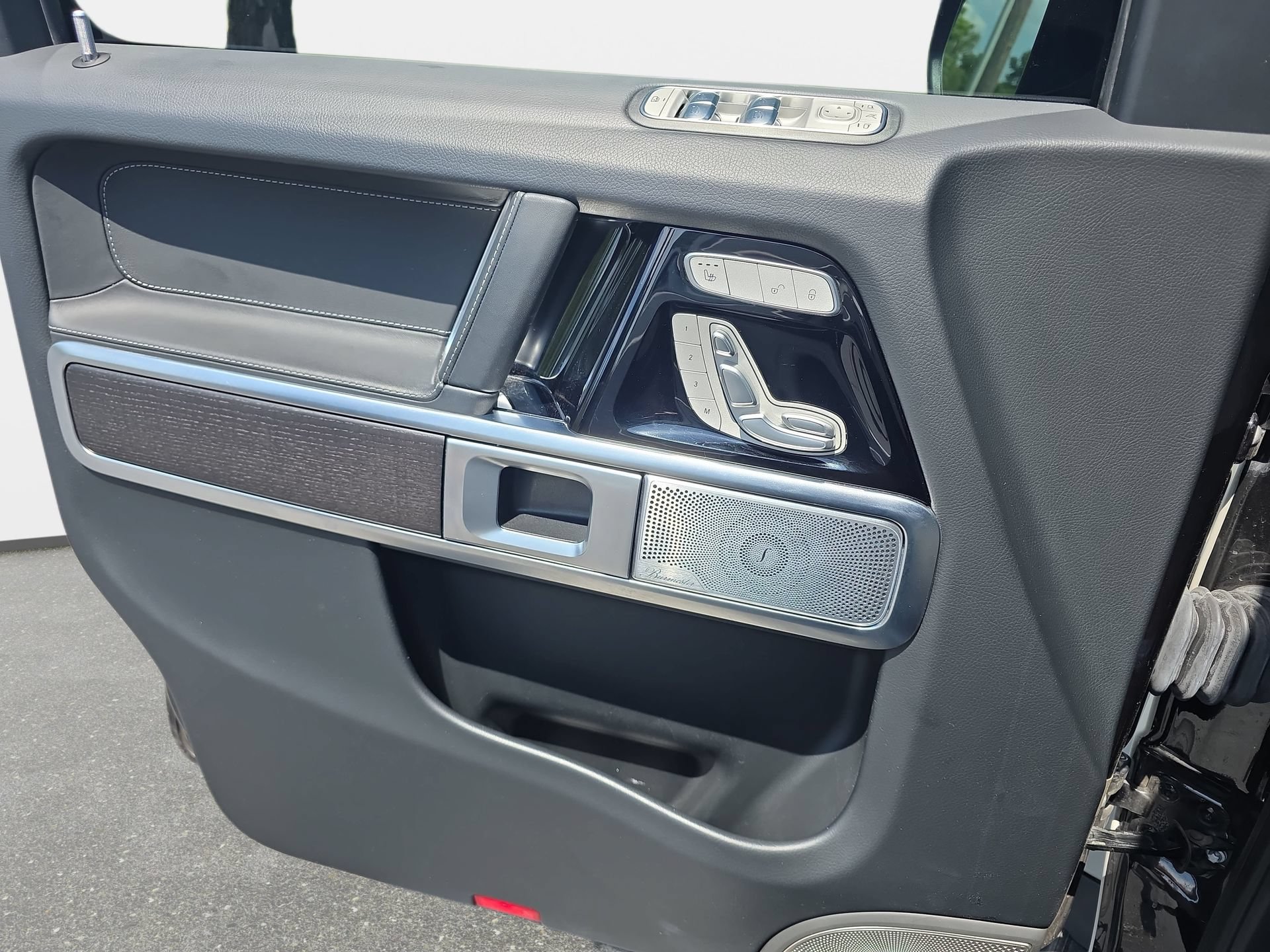 Used 2024 Mercedes-Benz G 550 image 25