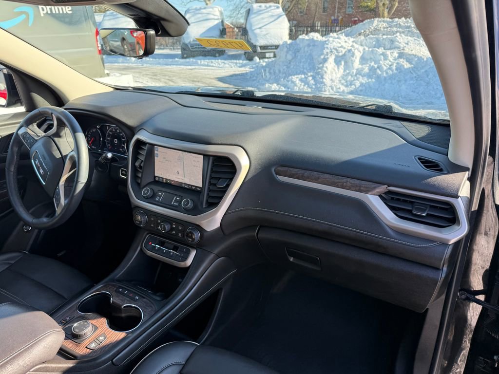 Used 2023 GMC Acadia Denali w/ Black Diamond Edition image 13