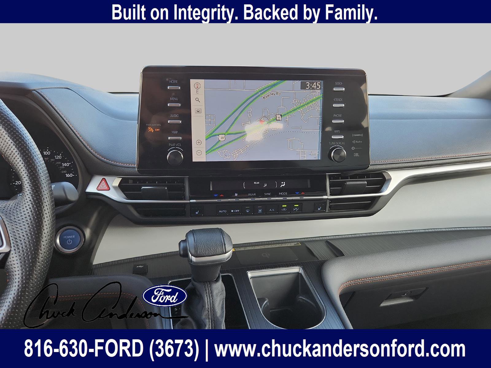 Used 2023 Toyota Sienna XSE w/ XSE Plus Package image 19