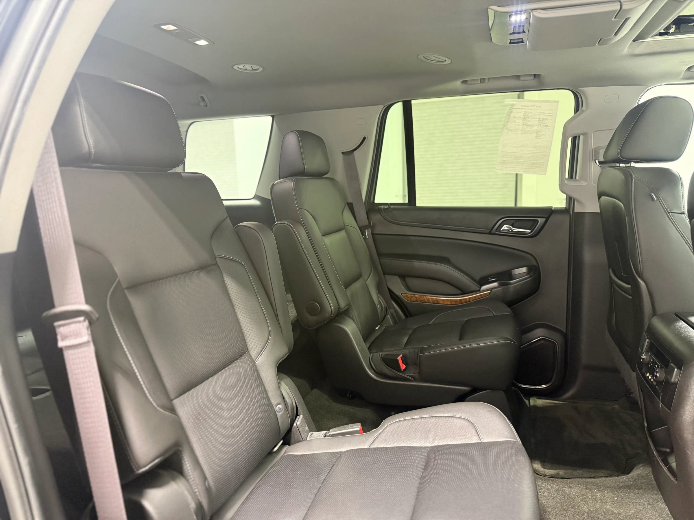 Used 2015 Chevrolet Tahoe LTZ image 31