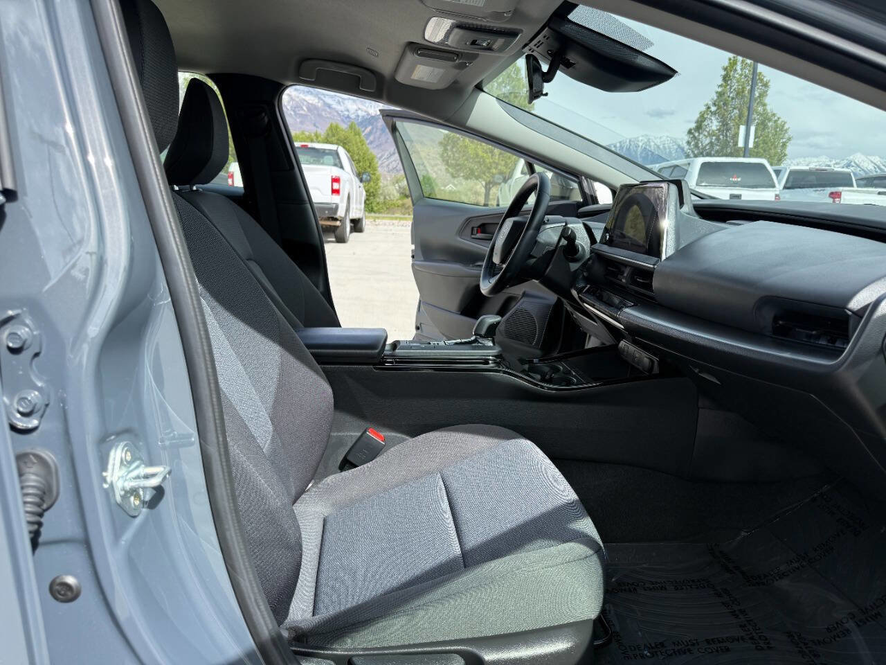 Used 2024 Toyota Prius LE image 22