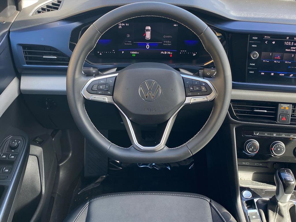Certified 2023 Volkswagen Taos SE w/ Black Wheel Package image 6