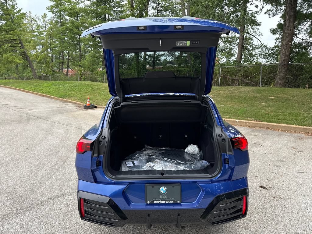 New 2026 BMW X2 xDrive28i w/ Technology Package AWD/4WD image 24