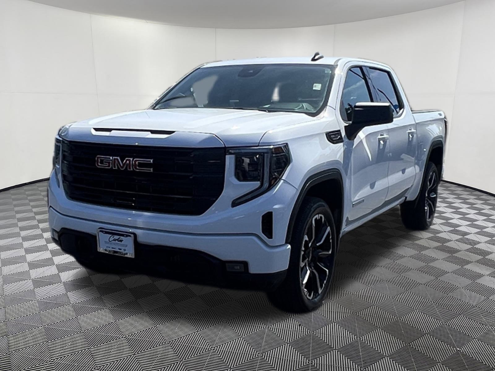 Used 2023 GMC Sierra 1500 Elevation image 3
