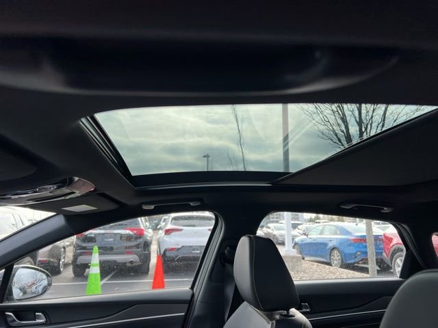 Certified 2026 Kia K5 GT w/ GT1 Package image 31