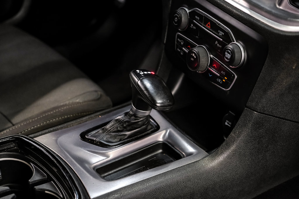 Used 2020 Dodge Charger SXT RWD image 21