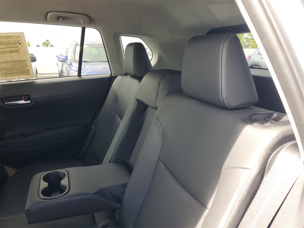 Certified 2023 Toyota Corolla Cross XLE image 12