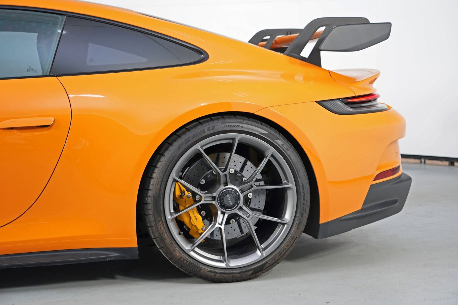 Used 2022 Porsche 911 GT3 RWD image 50