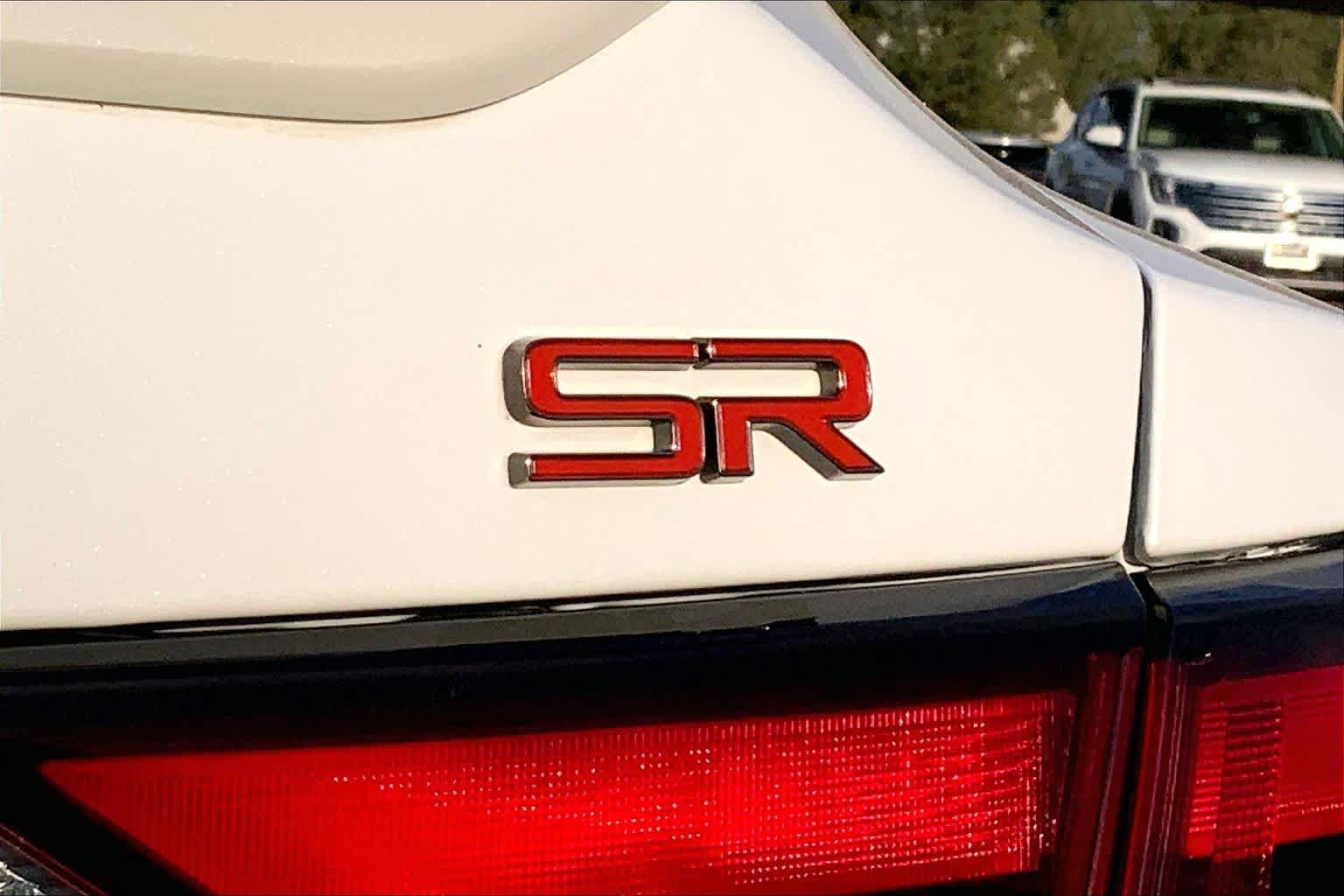Used 2025 Nissan Sentra SR w/ SR Premium Package FWD image 10