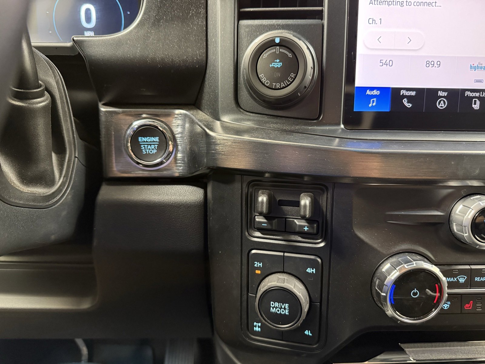 Used 2025 Ford F350 Lariat w/ Lariat Ultimate Package image 21