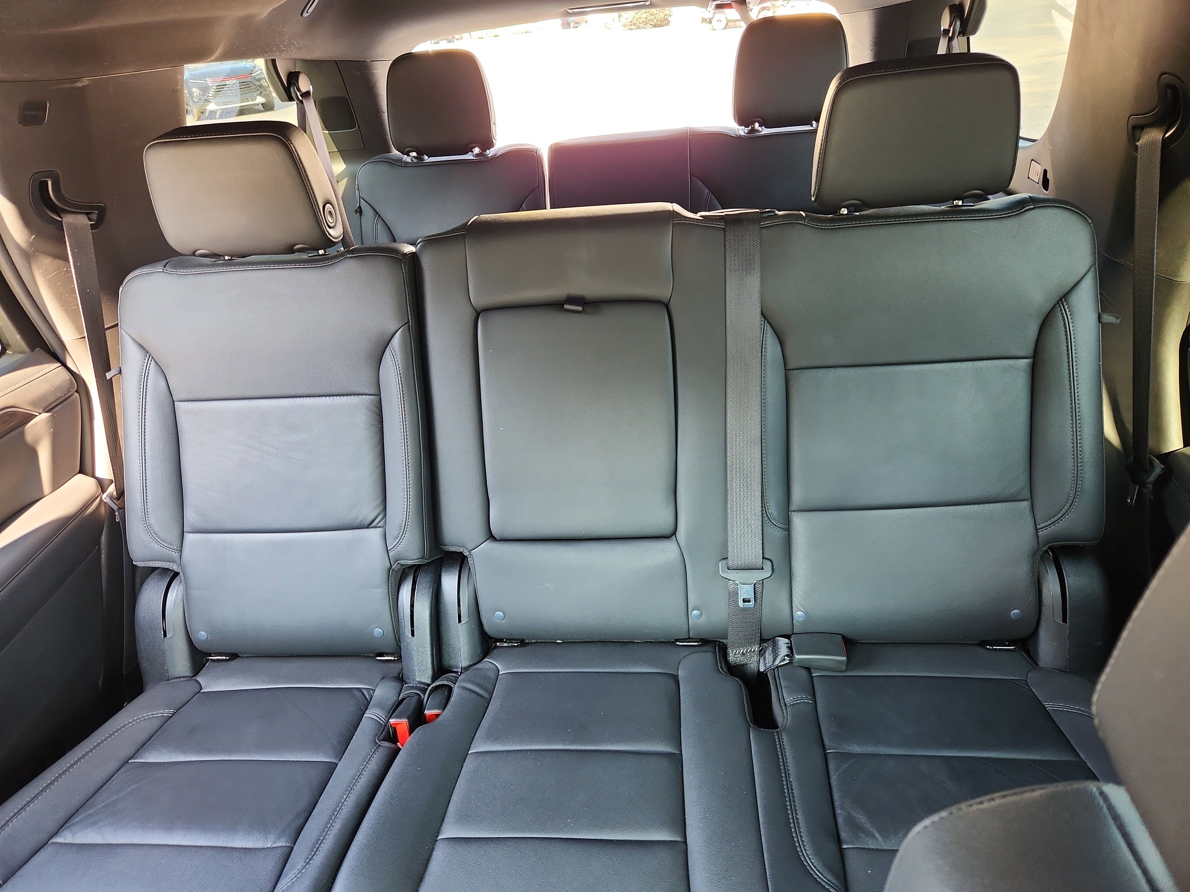 Used 2023 Chevrolet Tahoe LT image 36