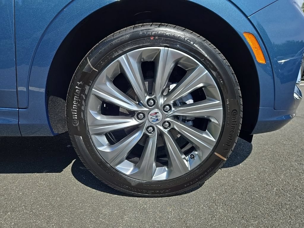 New 2026 Buick Envista Avenir FWD image 9