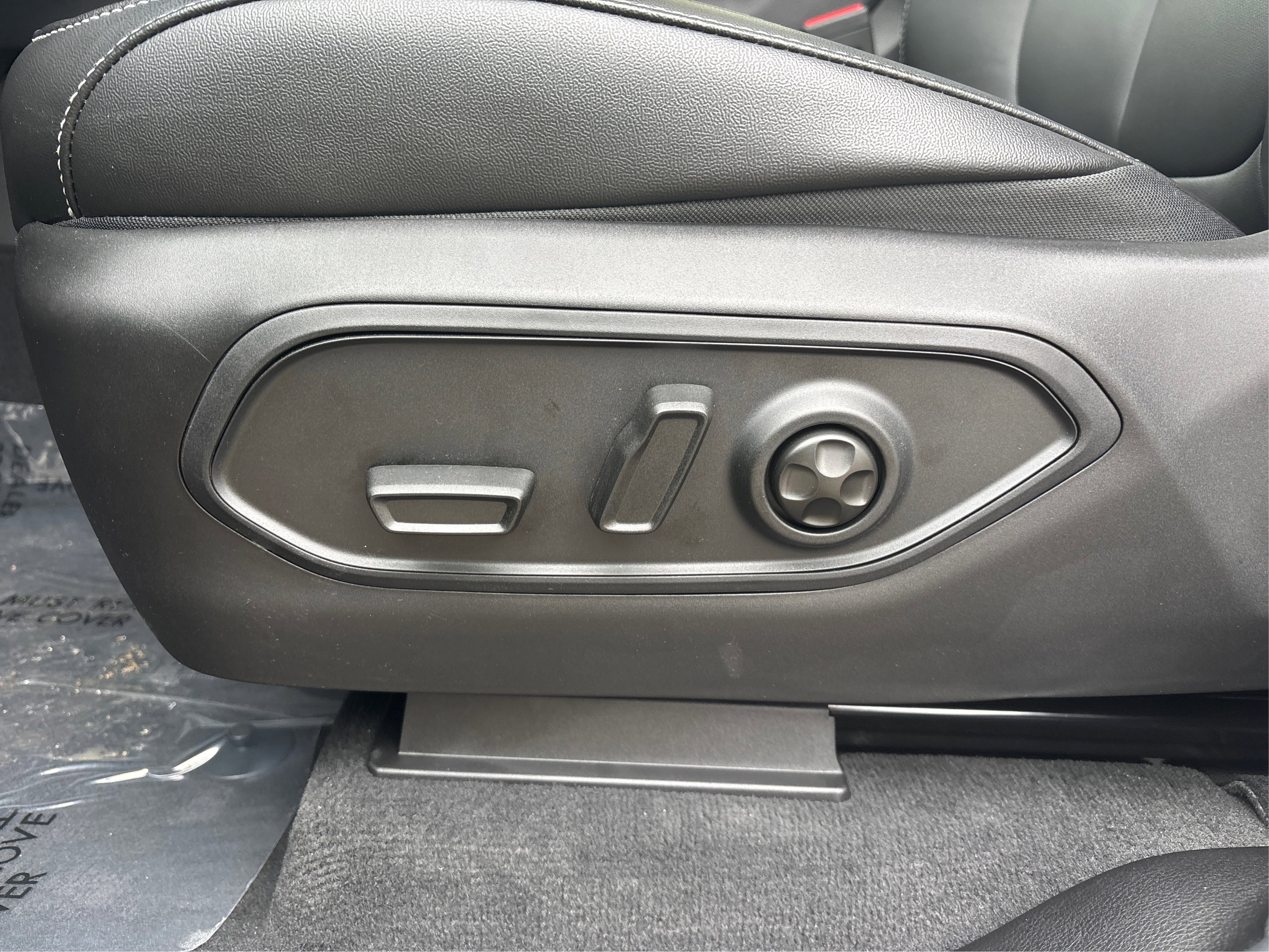 New 2025 Jeep Grand Cherokee Limited image 64