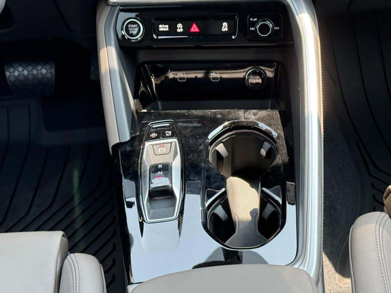 New 2025 Audi Q5 Premium Plus image 9