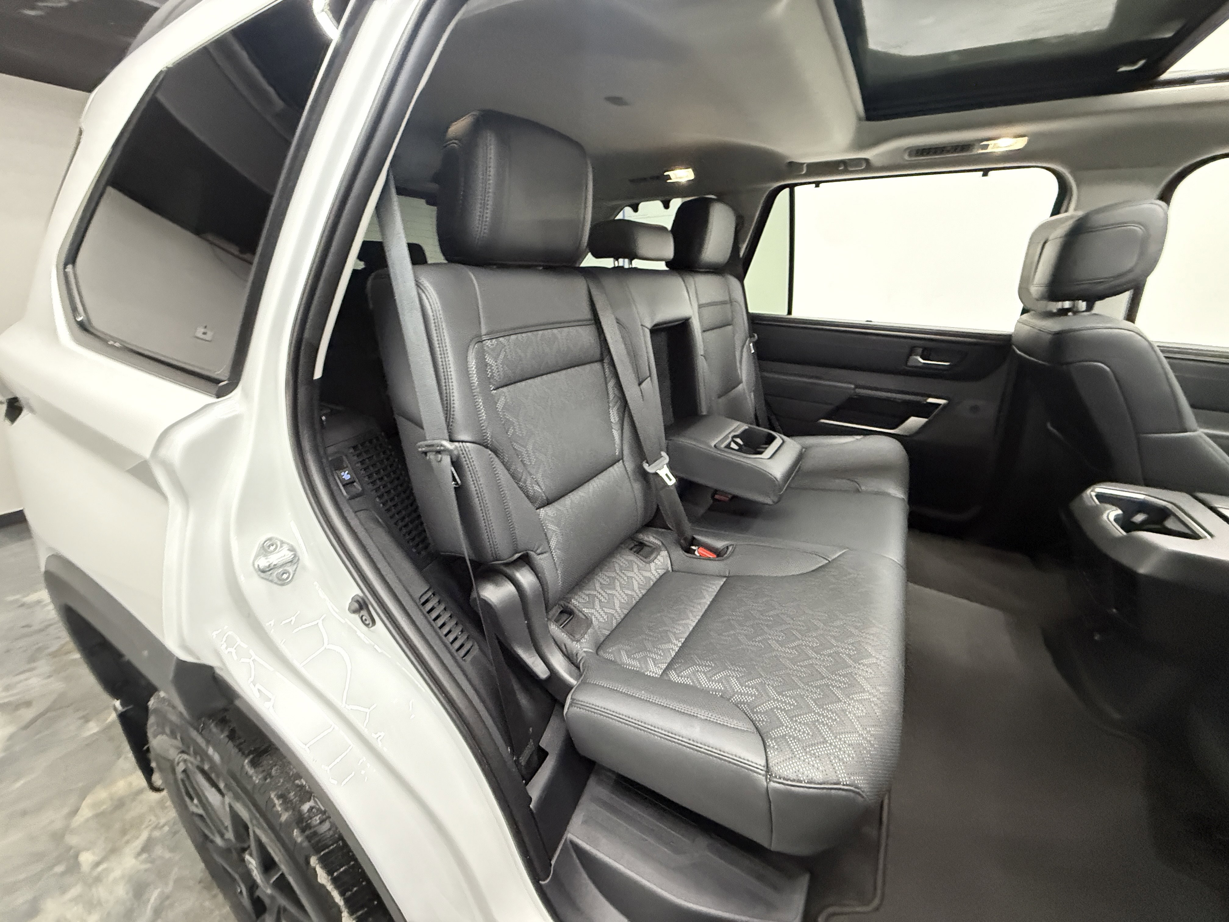 Used 2024 Toyota Sequoia Limited image 24
