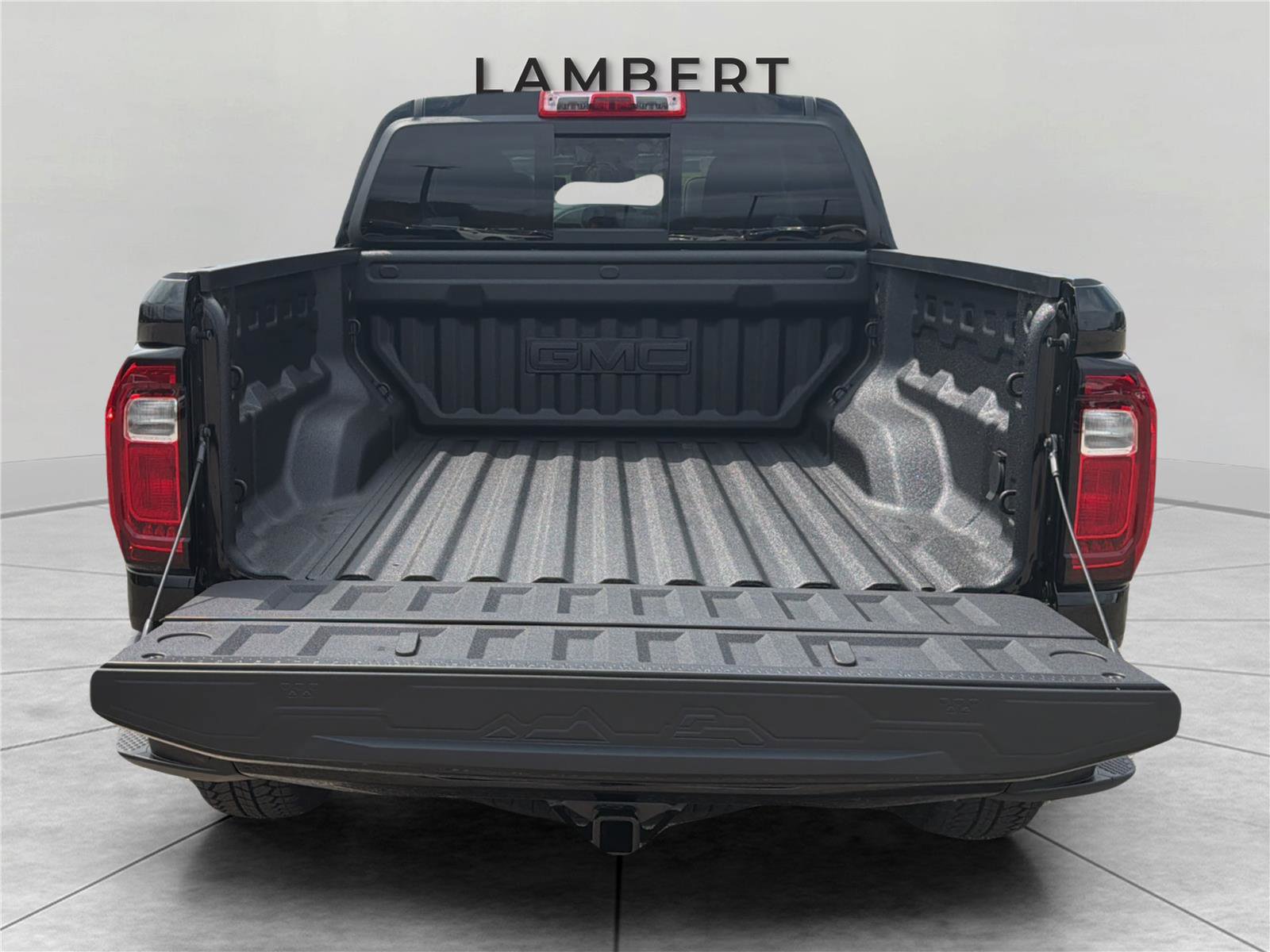 New 2026 GMC Canyon Denali w/ LPO, Denali Black Edition image 26