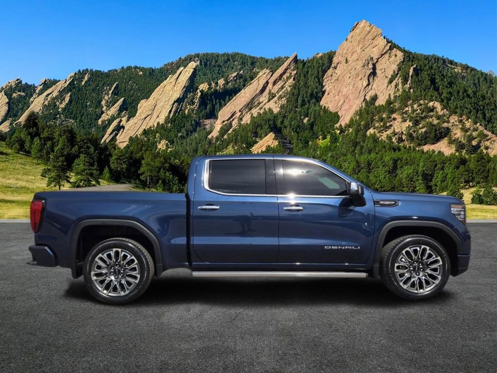 Used 2023 GMC Sierra 1500 Denali Ultimate AWD/4WD image 4
