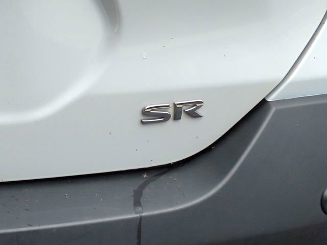 Used 2020 Nissan Kicks SR image 12