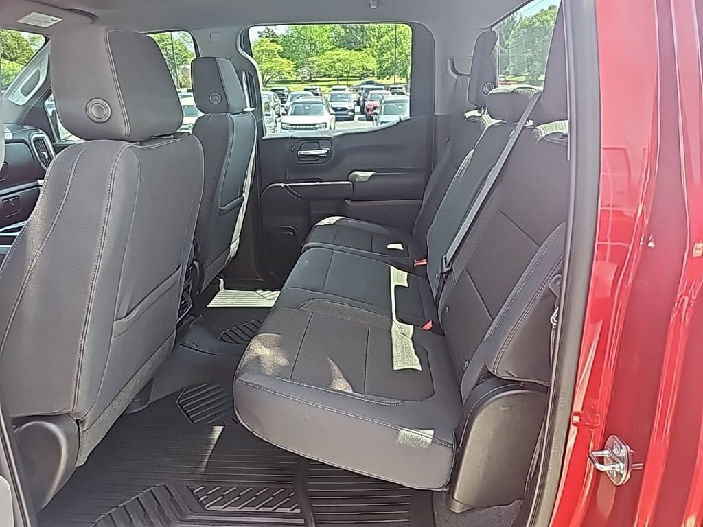 Used 2022 Chevrolet Silverado 1500 LT image 11