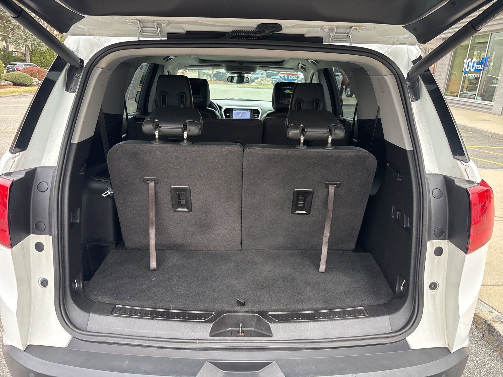 Used 2017 GMC Acadia SLT image 45