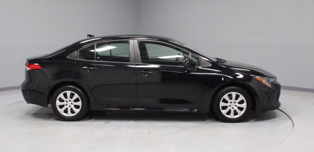 Used 2024 Toyota Corolla LE FWD image 11