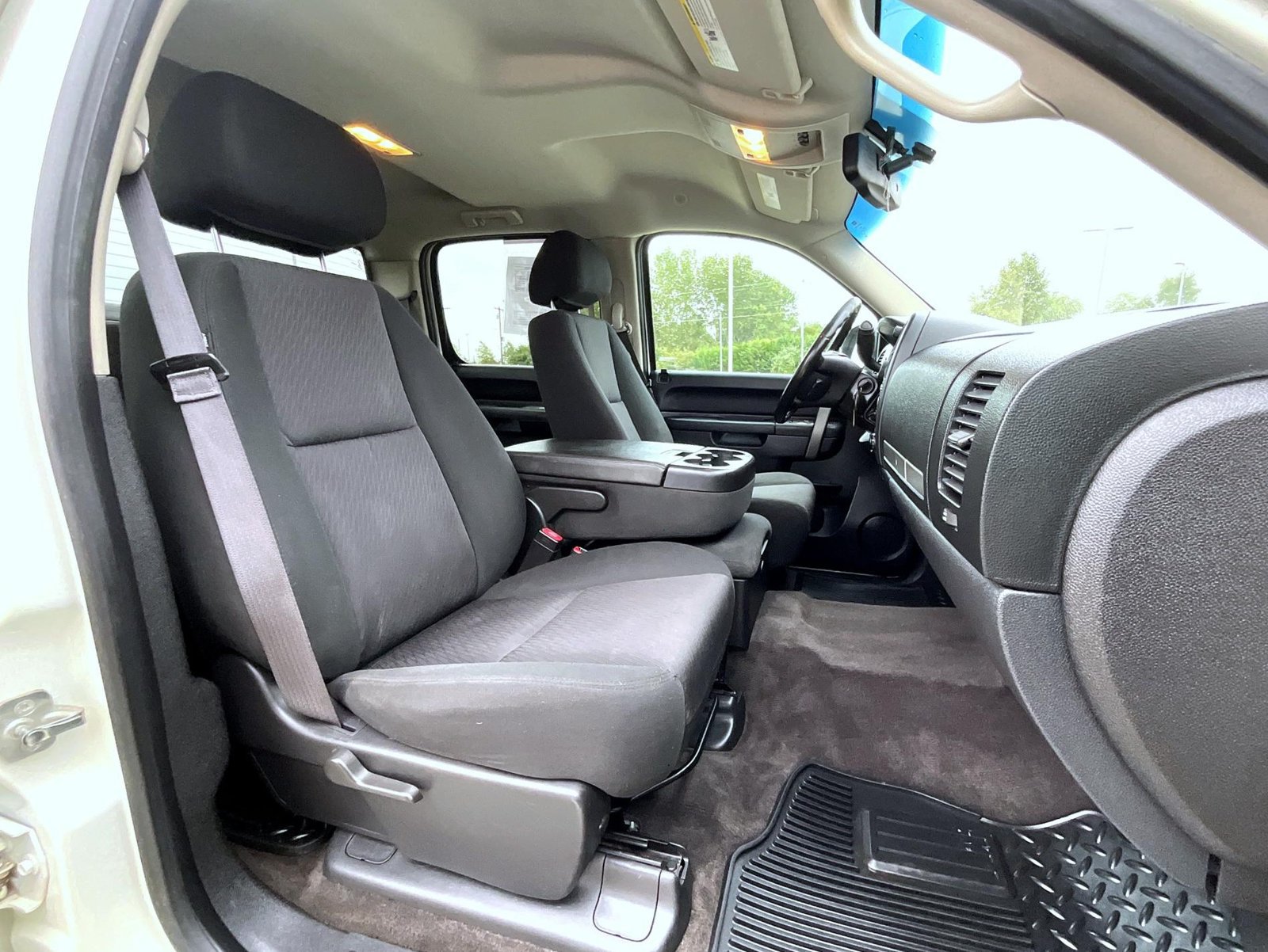 Used 2013 Chevrolet Silverado 1500 LT w/ All-Star Edition AWD/4WD image 17