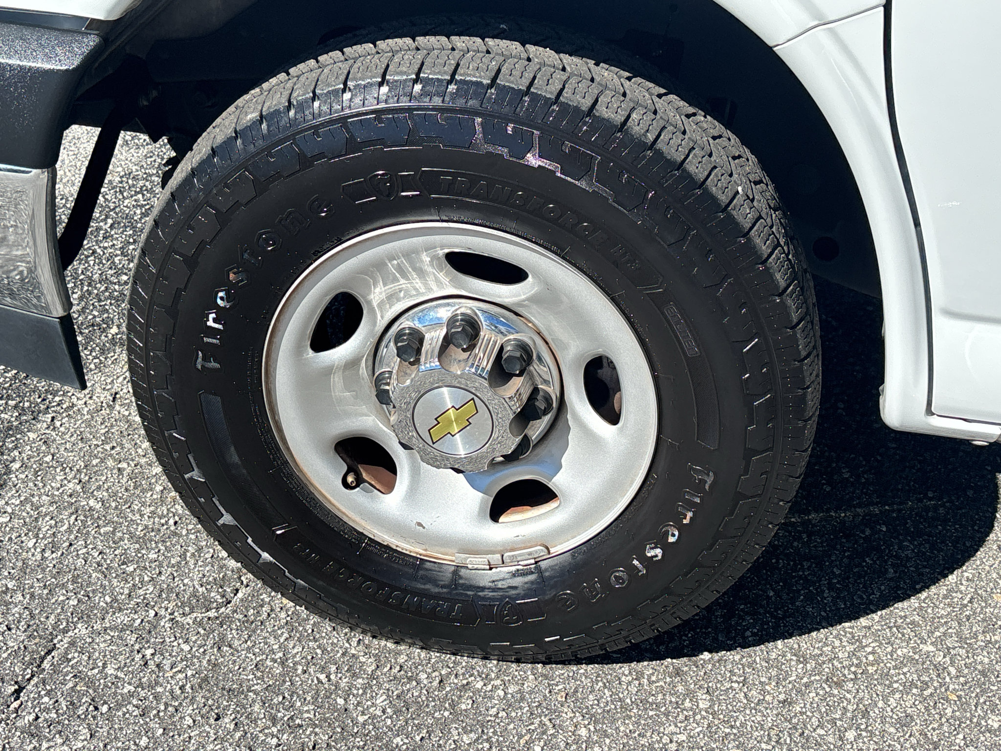 Used 2025 Chevrolet Express 3500 LT w/ LT Preferred Equipment Group RWD image 18